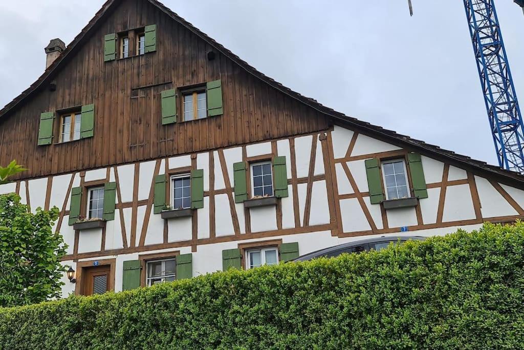 3 Bedroom Swiss House On 3 Floors Oberglatt 外观 照片